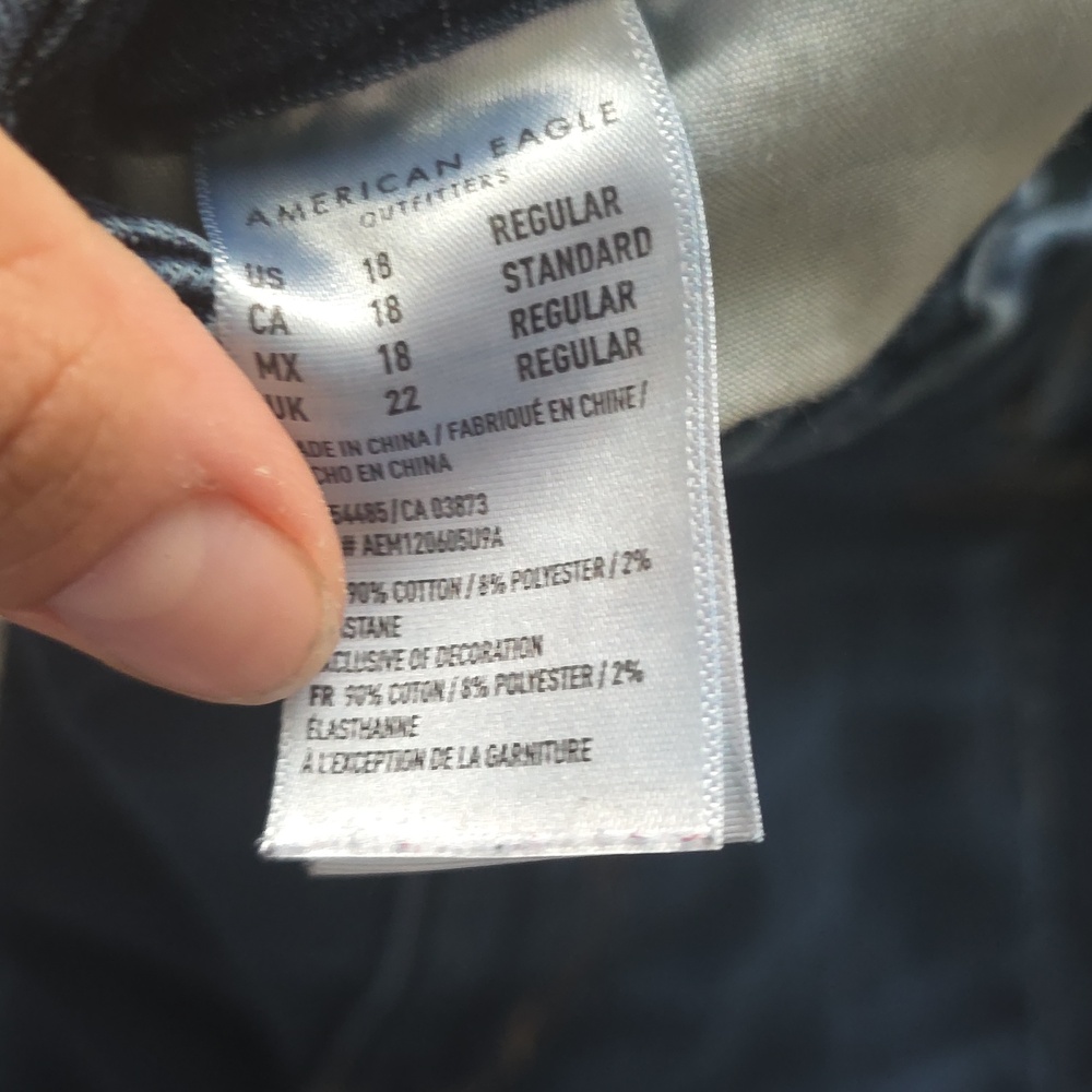 American Eagle Outfitters Dark Blue High-Rise Skinny Jeans - Picture 3 of 3